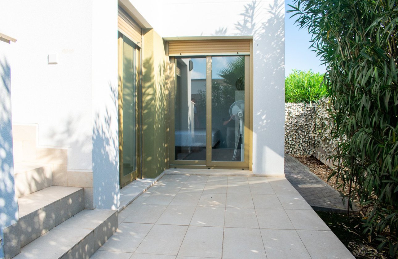 Resale - Villa -
Orihuela - Vistabella Golf