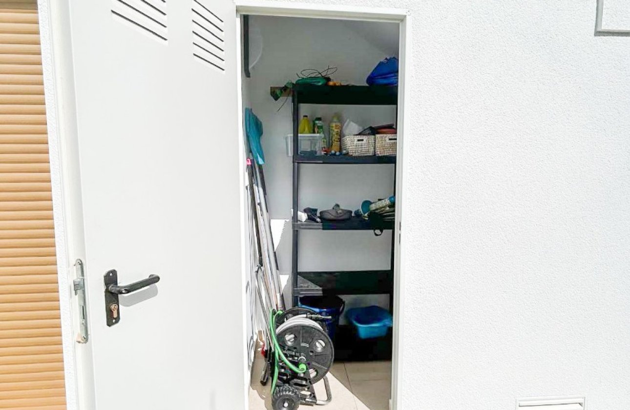 Resale - Villa -
Orihuela - Vistabella Golf