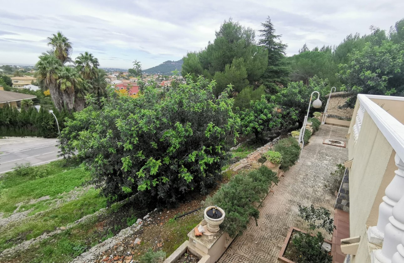 Resale - Villa -
Pedreguer - Pedreguer Centro