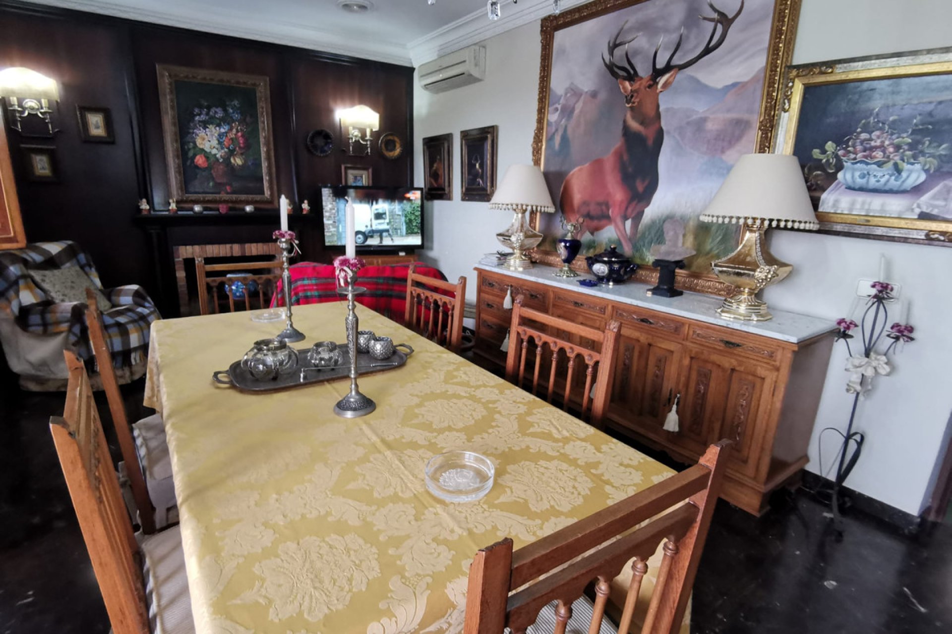 Resale - Villa -
Pedreguer - Pedreguer Centro