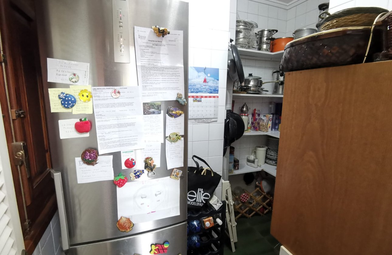 Resale - Villa -
Pedreguer - Pedreguer Centro