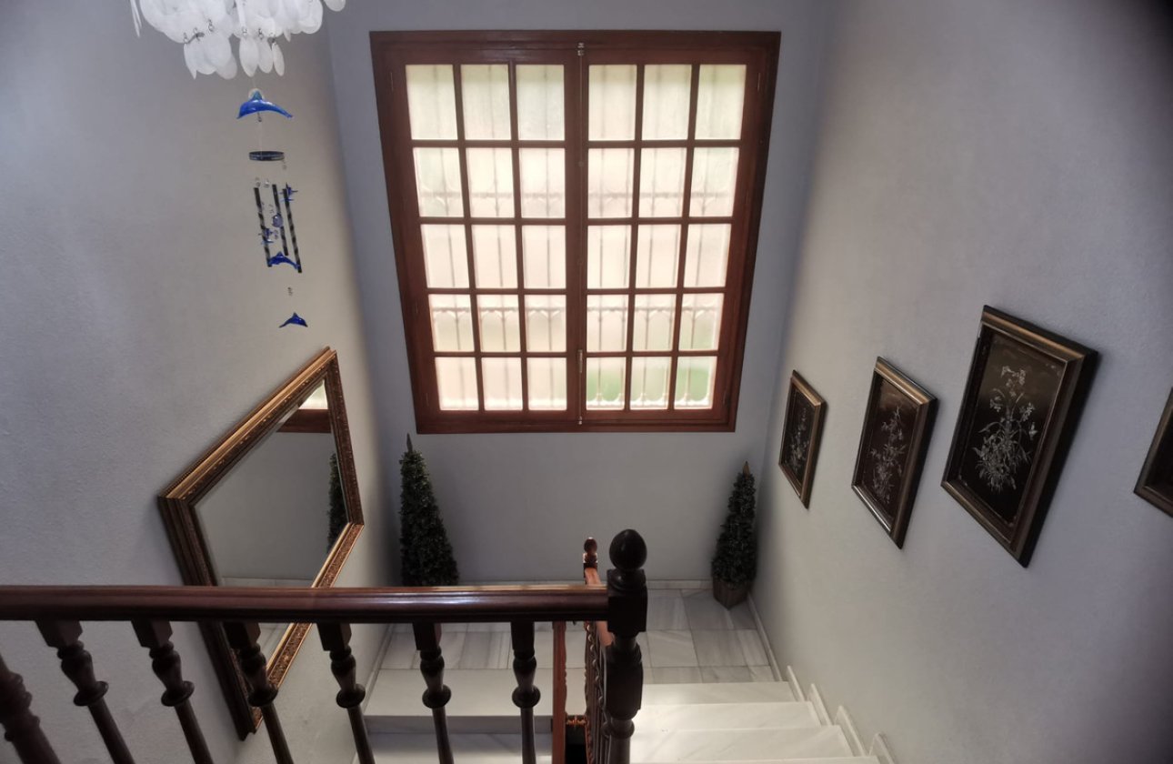 Resale - Villa -
Pedreguer - Pedreguer Centro