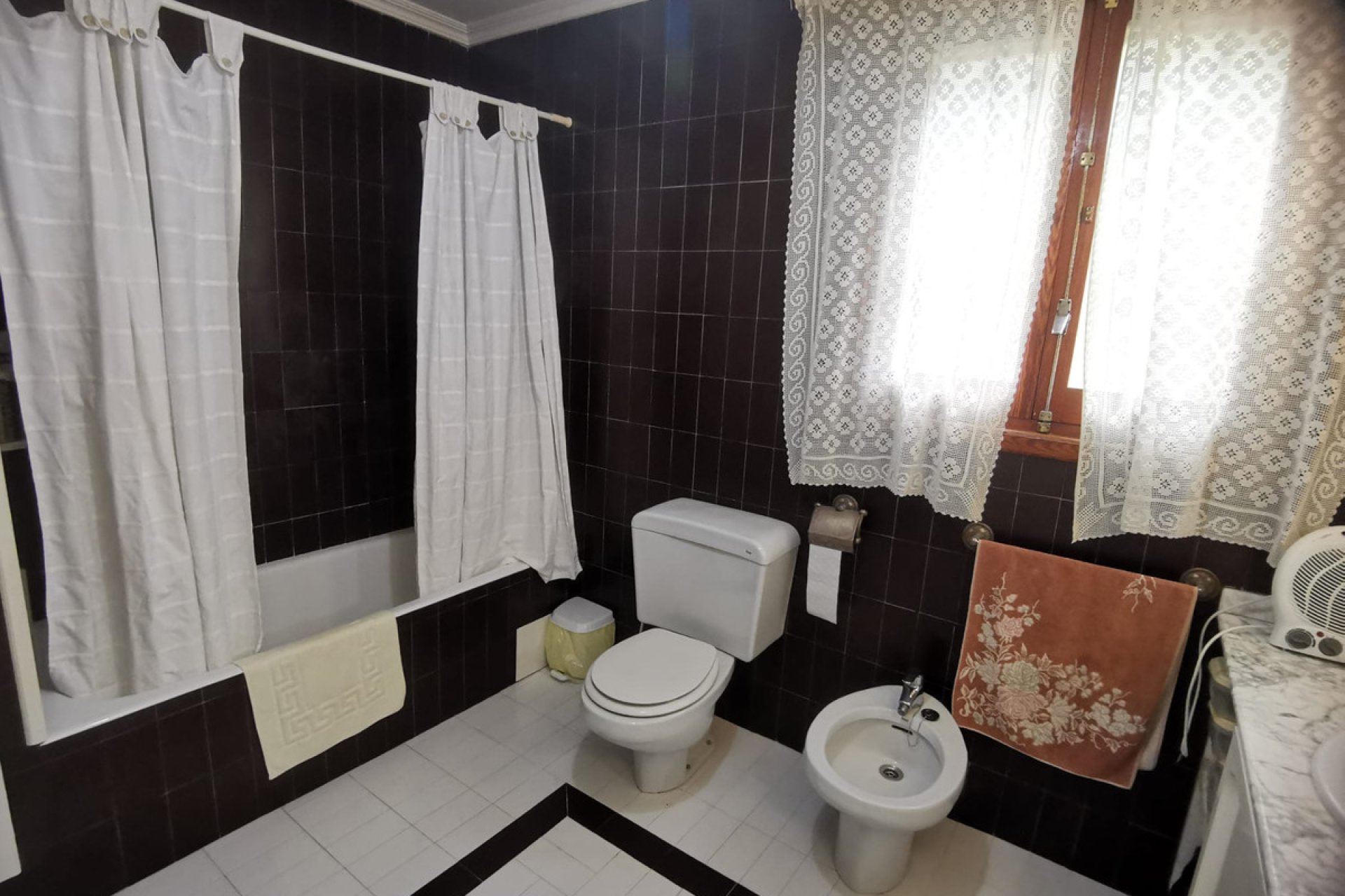 Resale - Villa -
Pedreguer - Pedreguer Centro