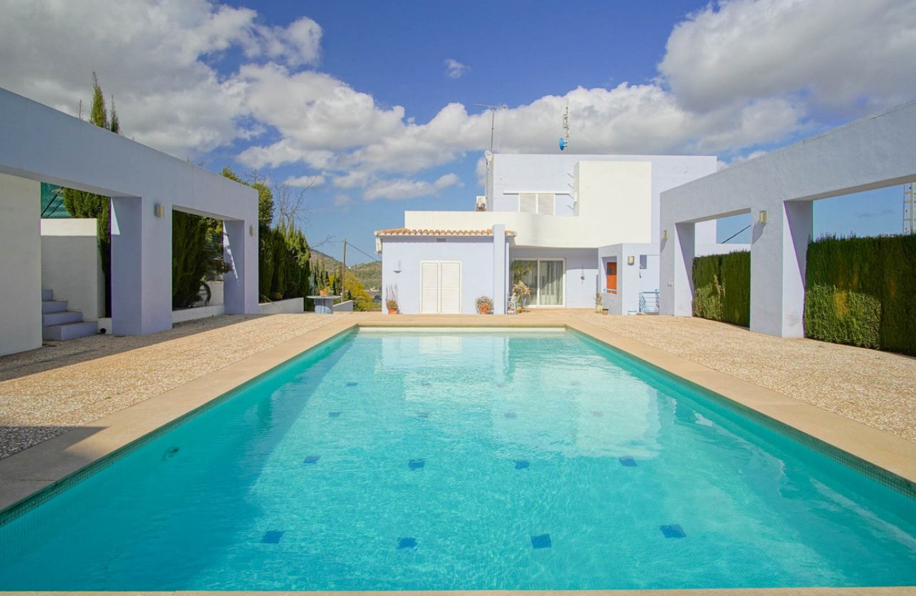 Resale - Villa -
Pedreguer - Pedreguer Centro