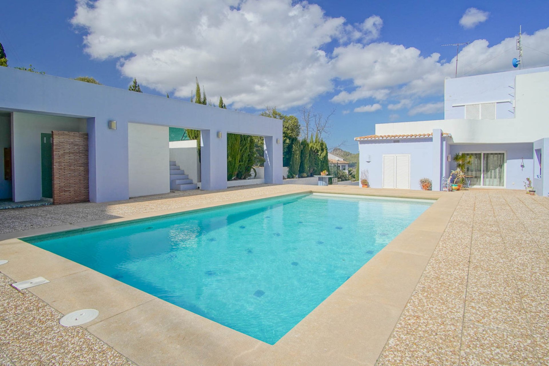 Resale - Villa -
Pedreguer - Pedreguer Centro