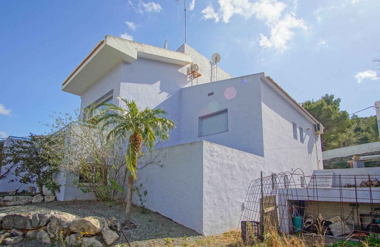 Resale - Villa -
Pedreguer - Pedreguer Centro