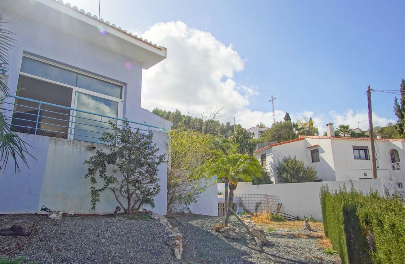 Resale - Villa -
Pedreguer - Pedreguer Centro