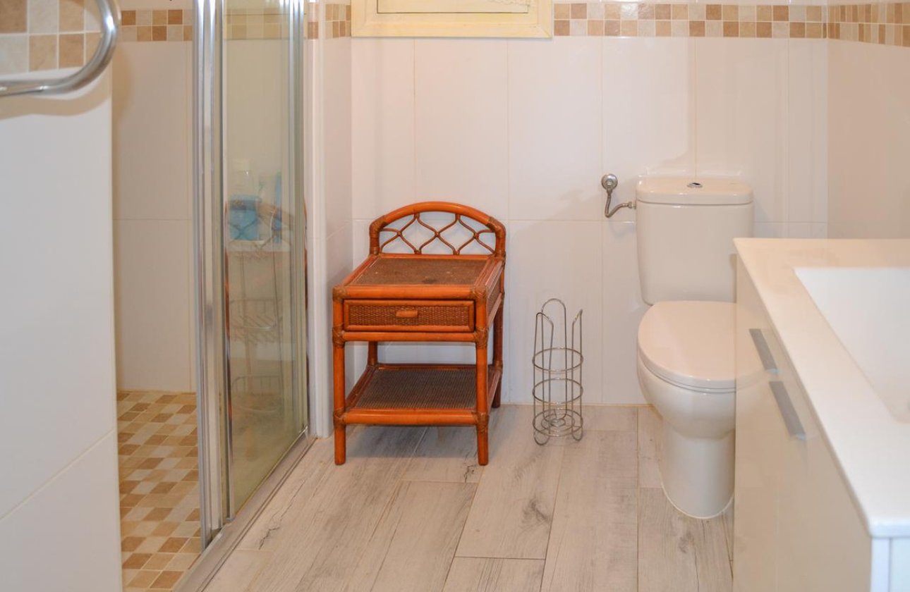 Resale - Villa -
Pedreguer - Pedreguer Centro