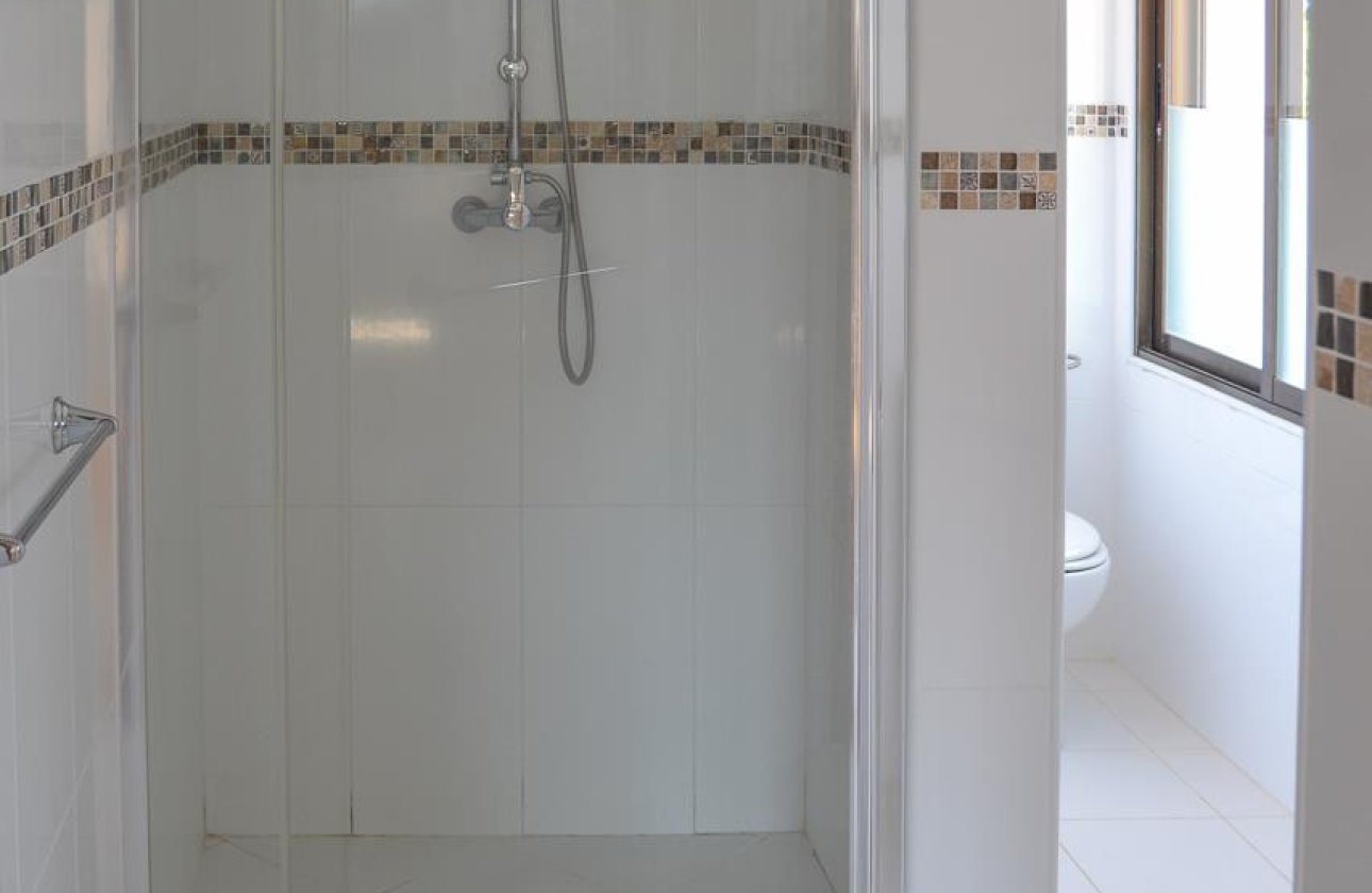 Resale - Villa -
Pedreguer - Pedreguer Centro