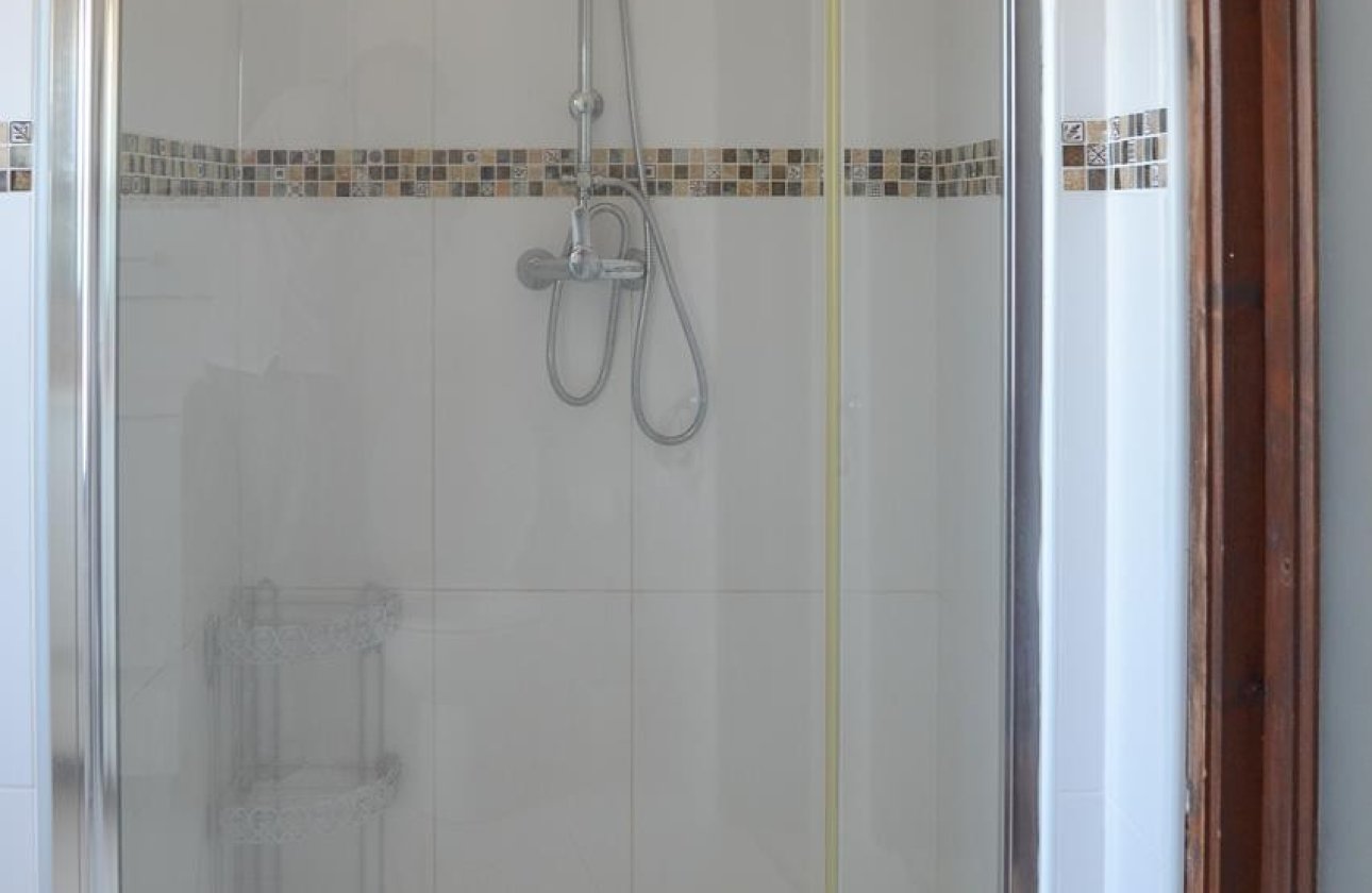 Resale - Villa -
Pedreguer - Pedreguer Centro