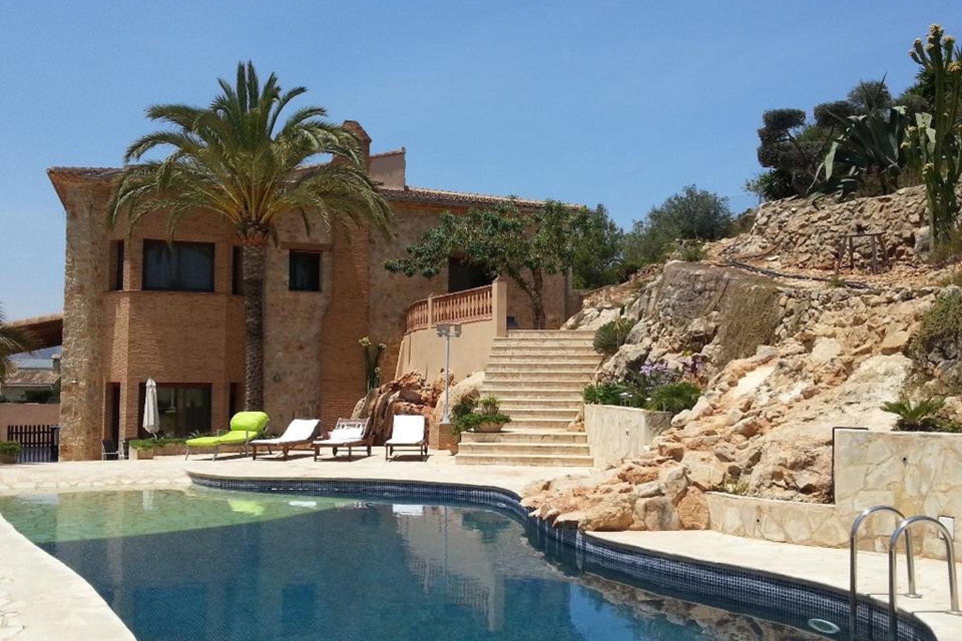 Resale - Villa -
Pedreguer - Pedreguer Centro