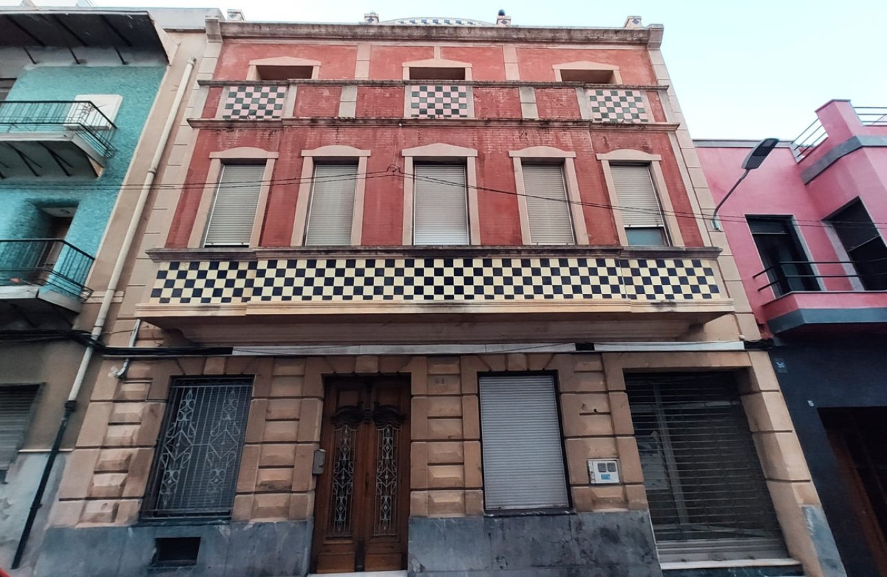 Resale - Villa -
Pedreguer - Pedreguer Centro