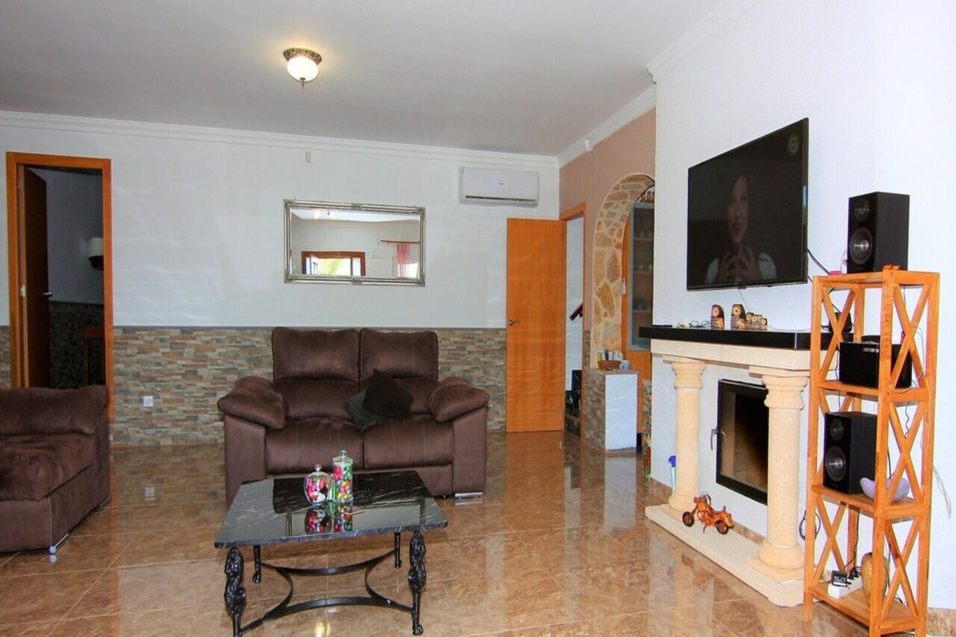 Resale - Villa -
Pedreguer - Pedreguer Centro