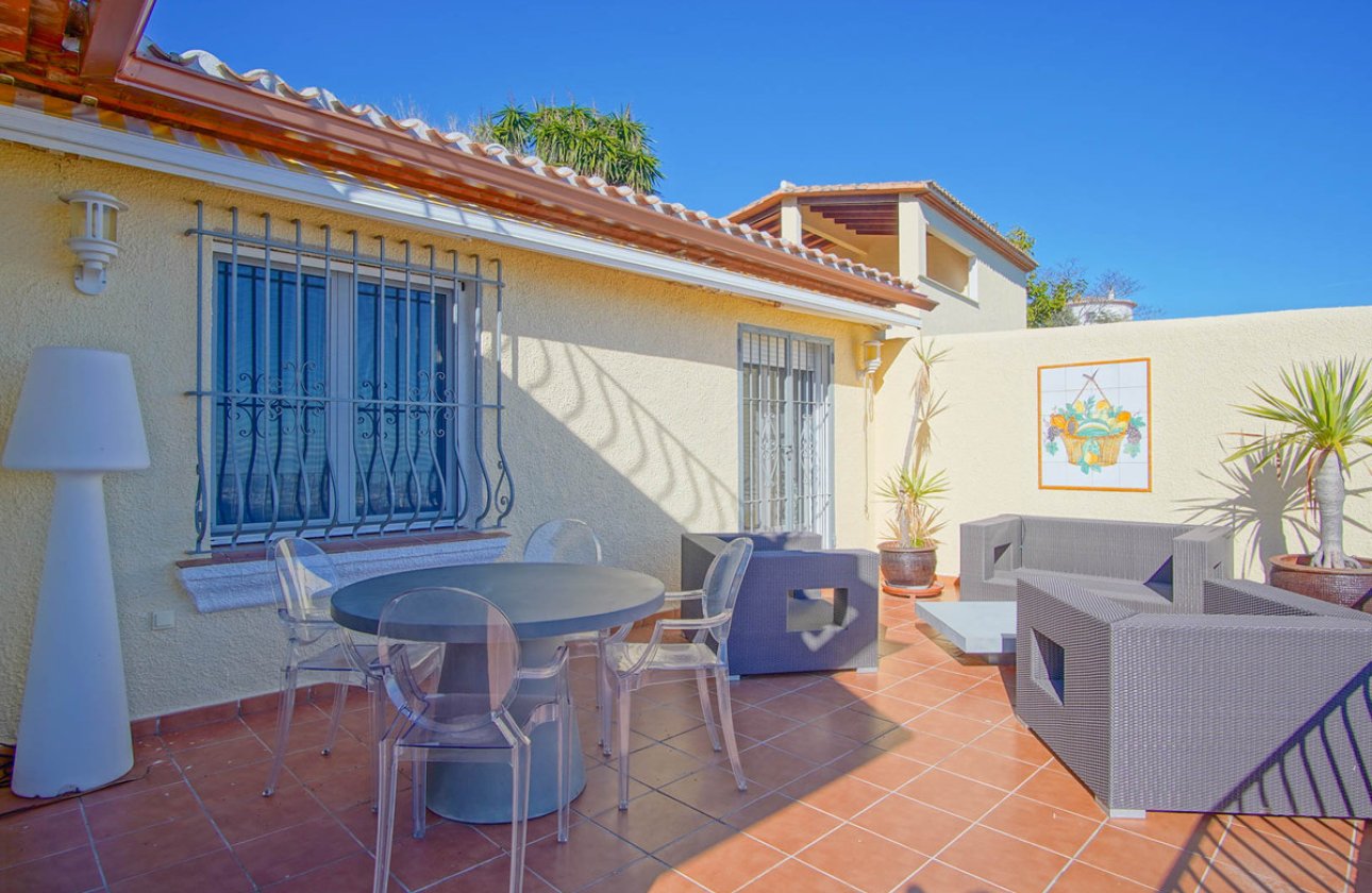 Resale - Villa -
Pego - Monte Pego