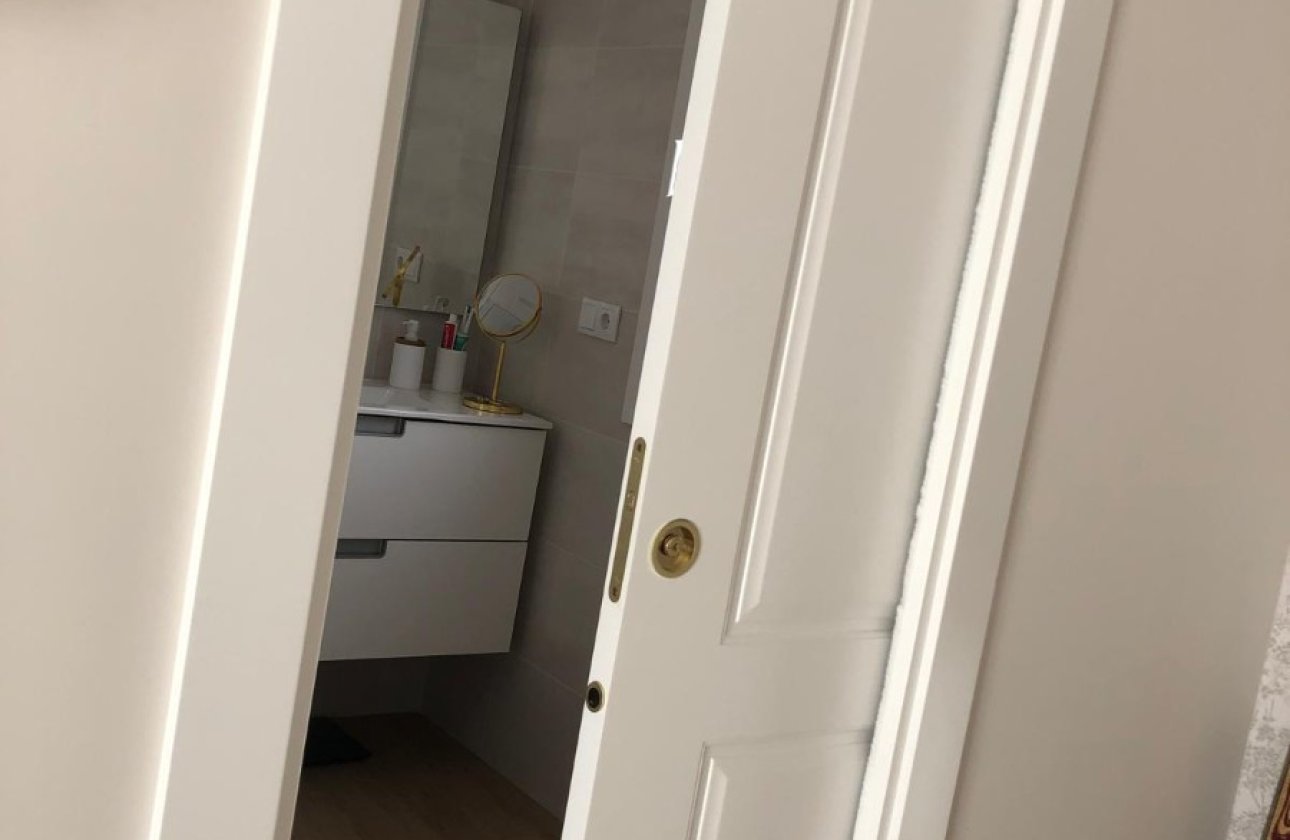 Resale - Villa -
Pinoso - Pinoso Centro