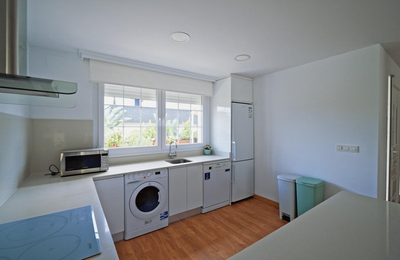 Resale - Villa -
Polop - Polop Centro