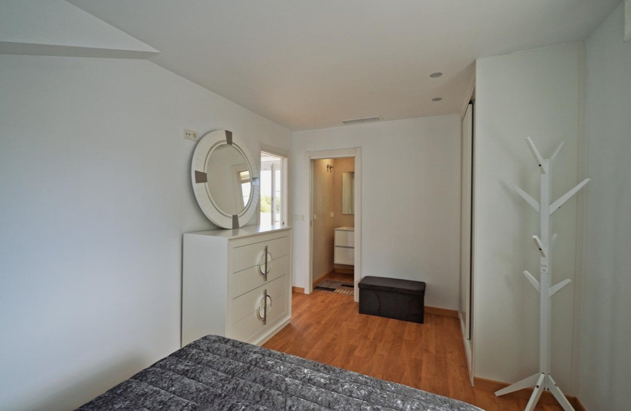 Resale - Villa -
Polop - Polop Centro