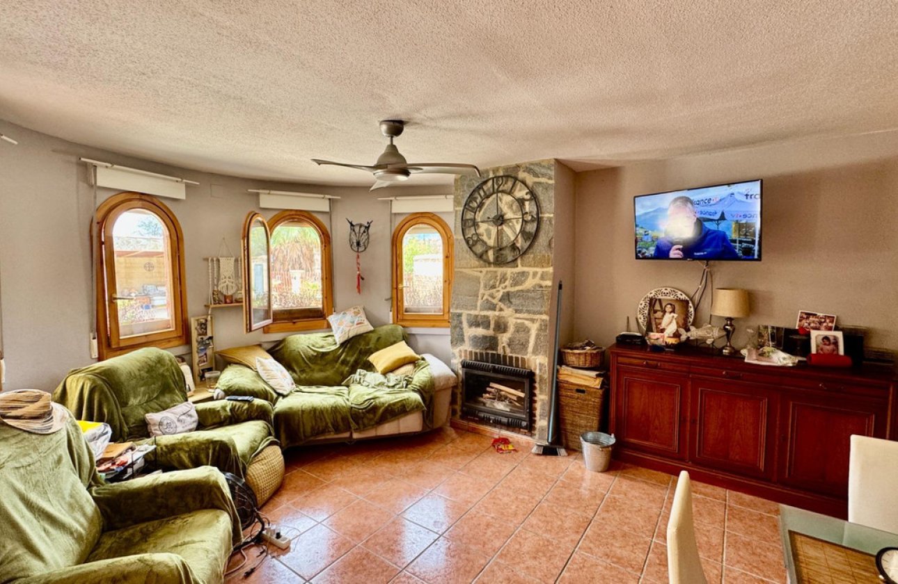 Resale - Villa -
Relleu - Relleu Centro