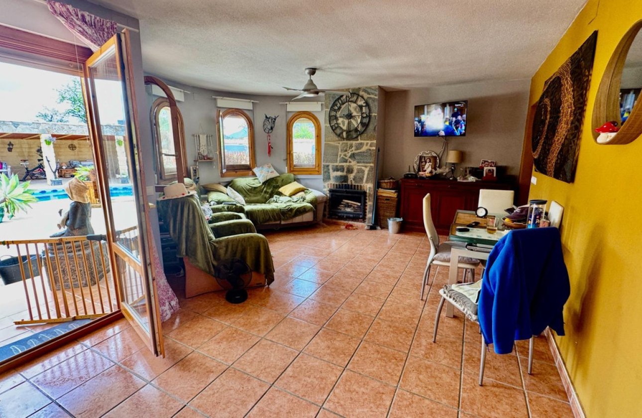 Resale - Villa -
Relleu - Relleu Centro