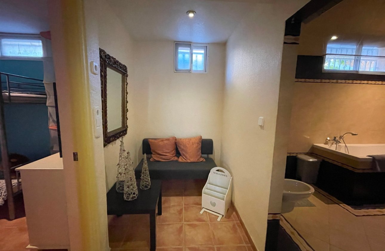 Resale - Villa -
Rojales - Benimar