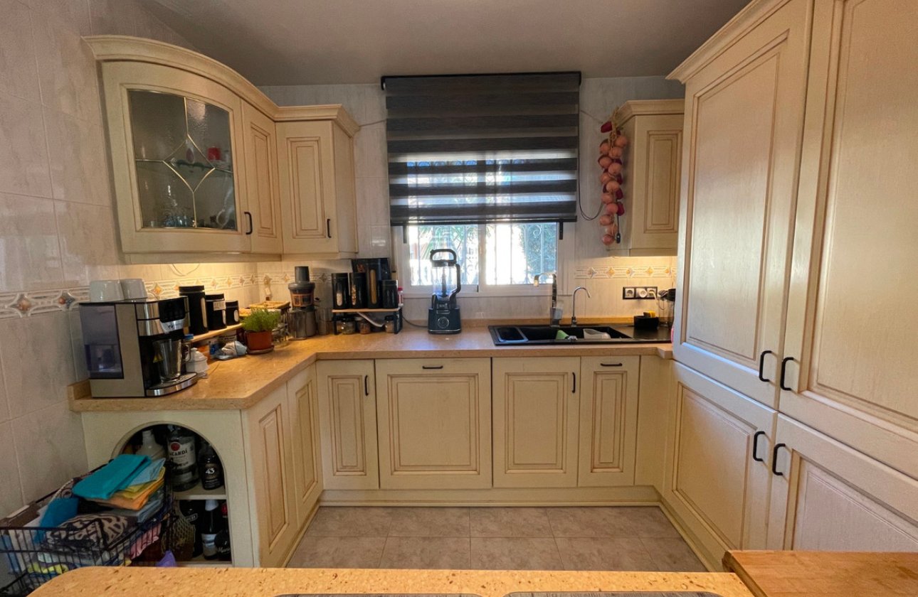 Resale - Villa -
Rojales - Benimar