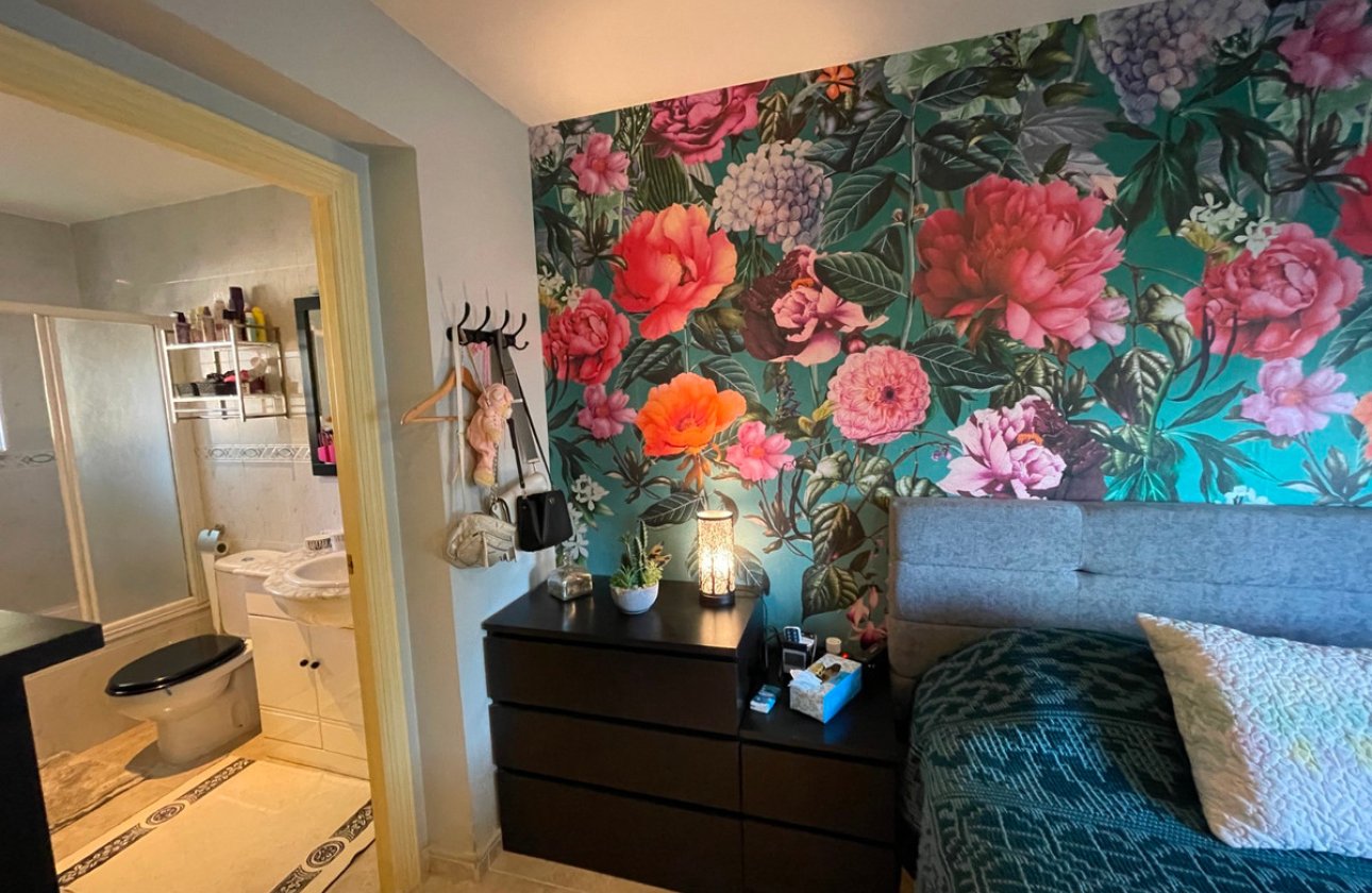 Resale - Villa -
Rojales - Benimar