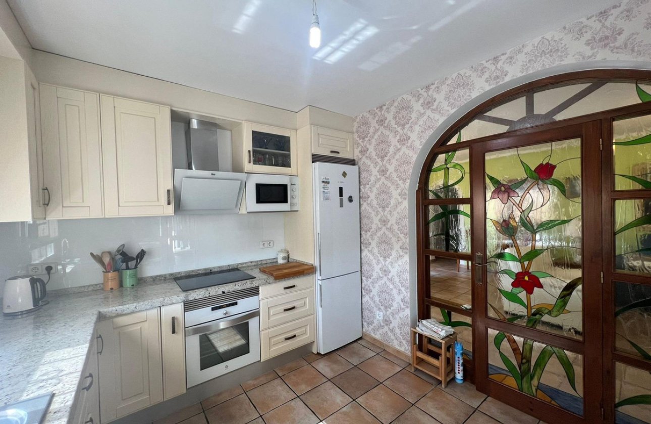 Resale - Villa -
Rojales - Ciudad Quesada