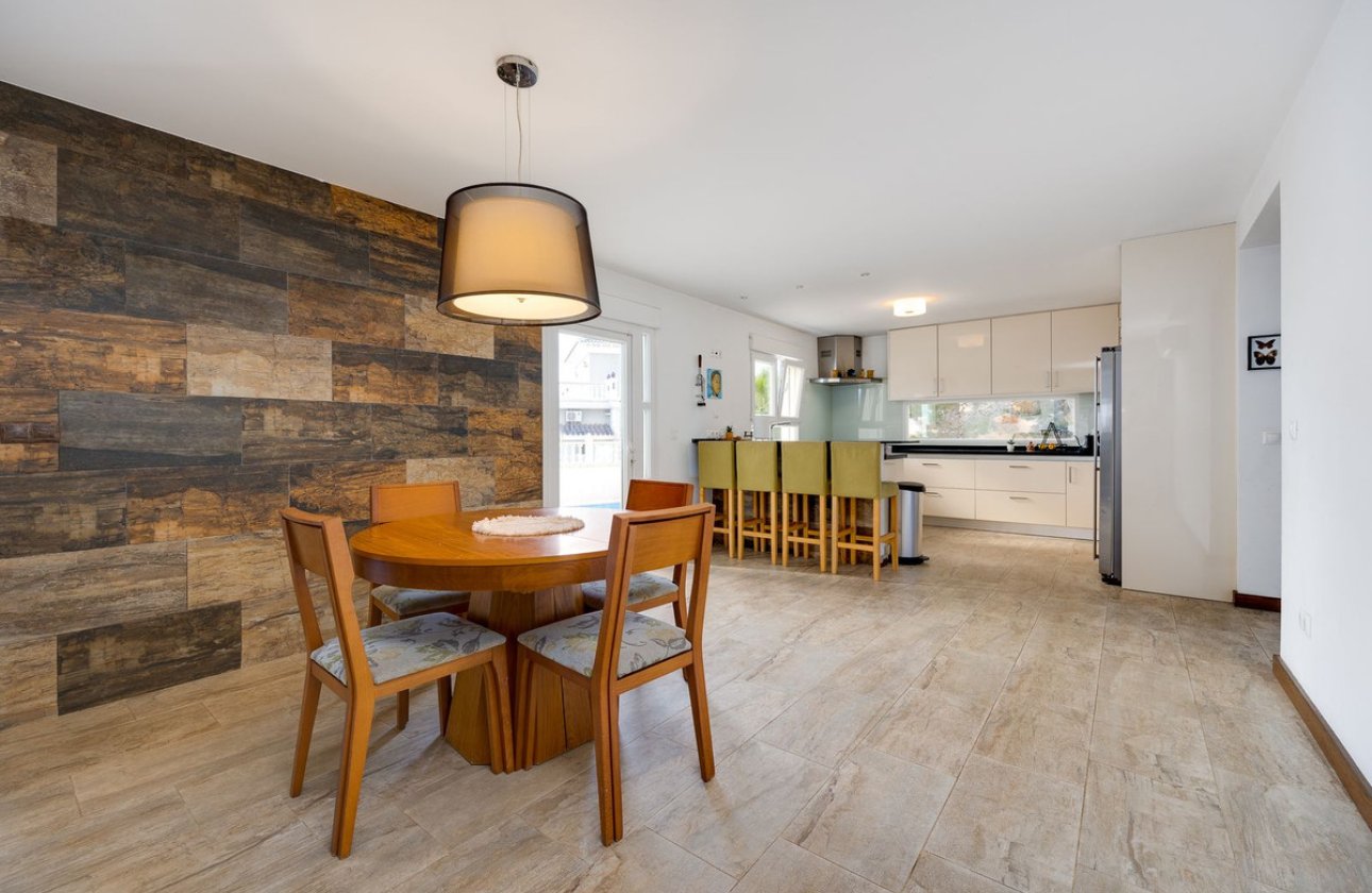 Resale - Villa -
Rojales - Ciudad Quesada