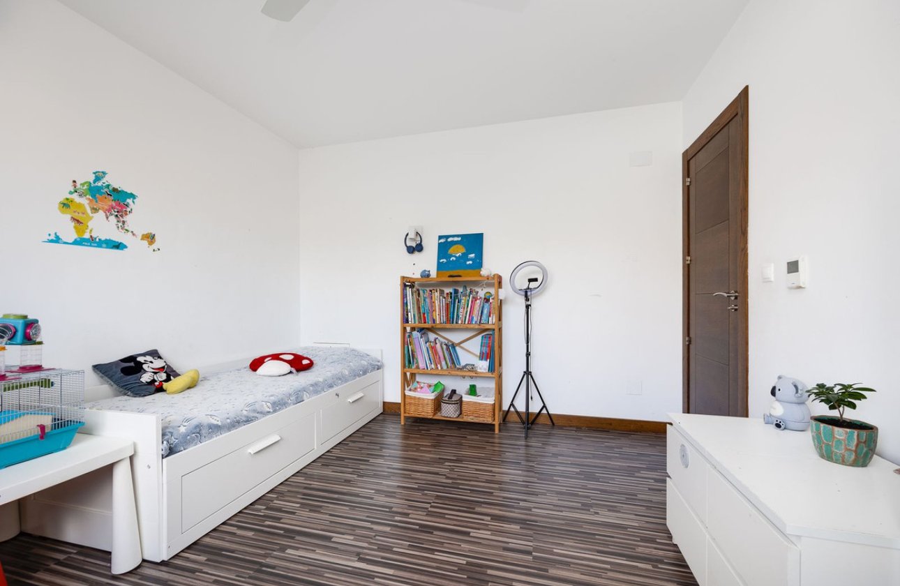 Resale - Villa -
Rojales - Ciudad Quesada