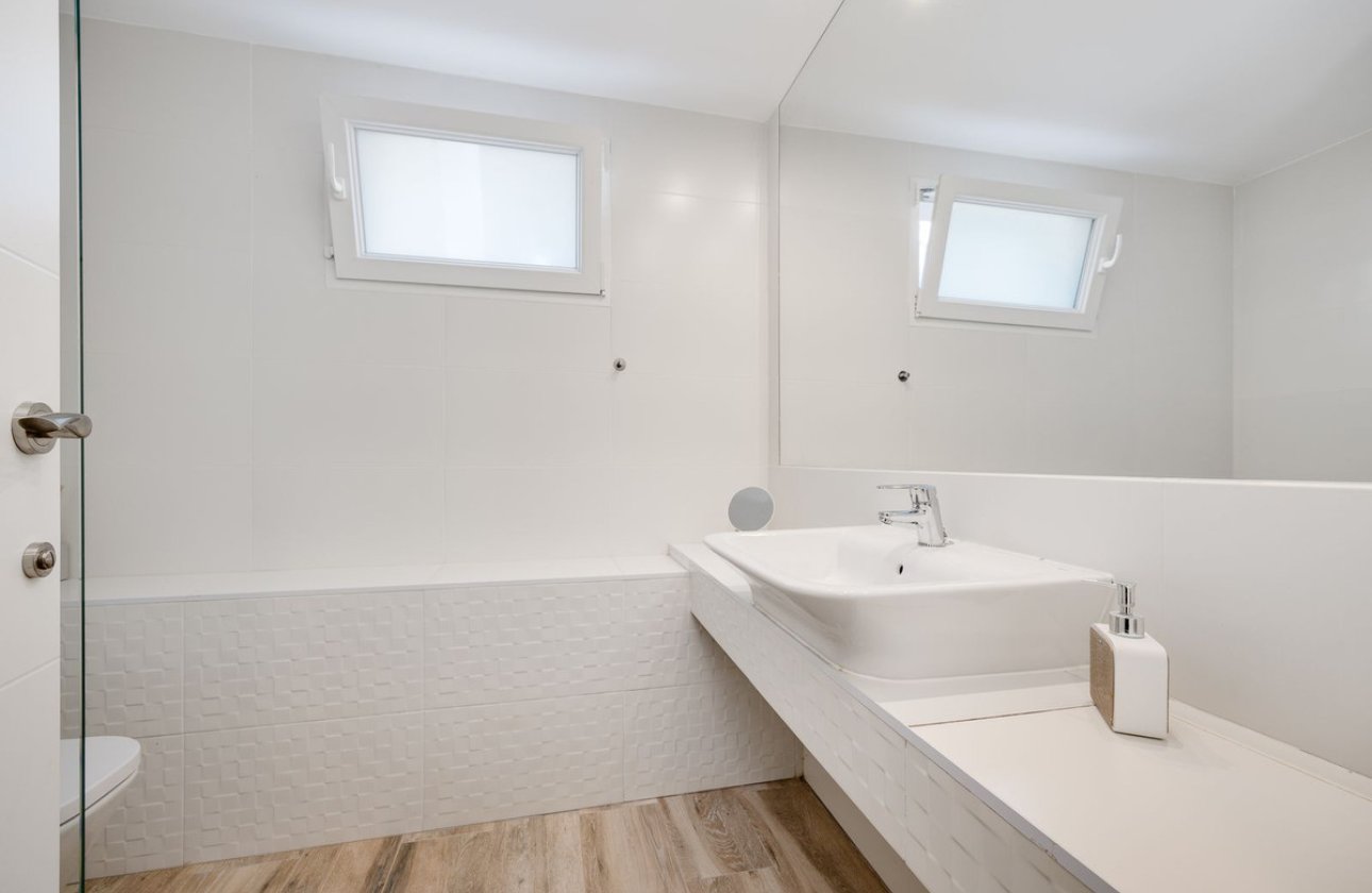 Resale - Villa -
Rojales - Ciudad Quesada