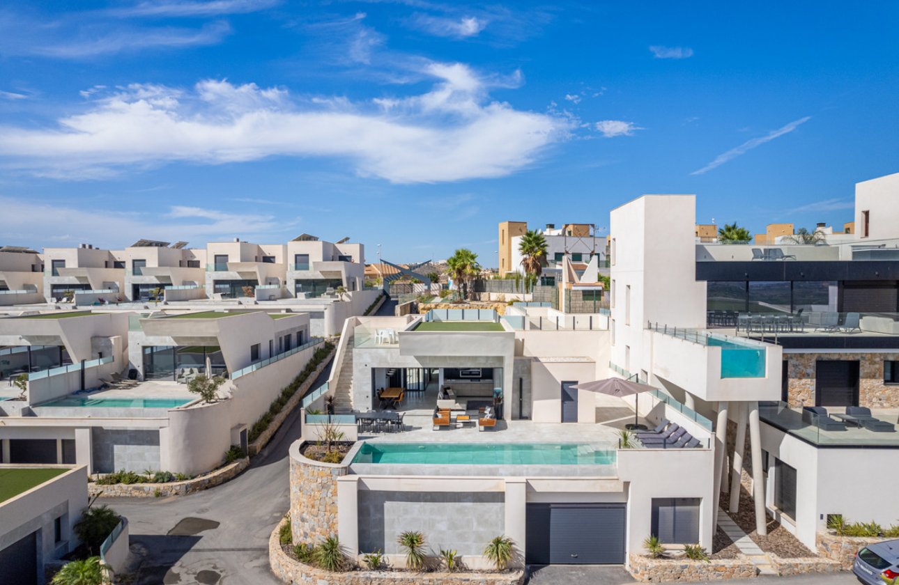 Resale - Villa -
Rojales - Ciudad Quesada