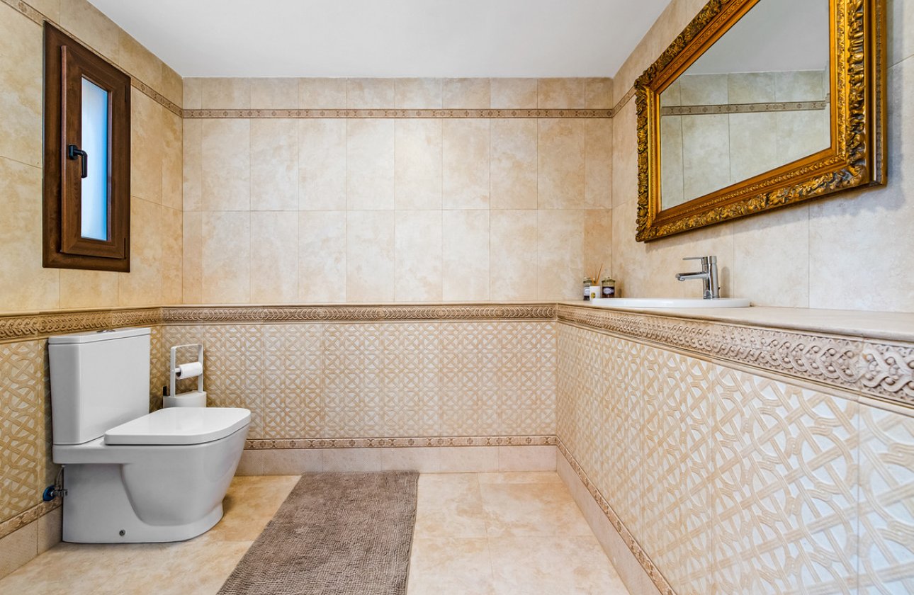 Resale - Villa -
Rojales - Ciudad Quesada