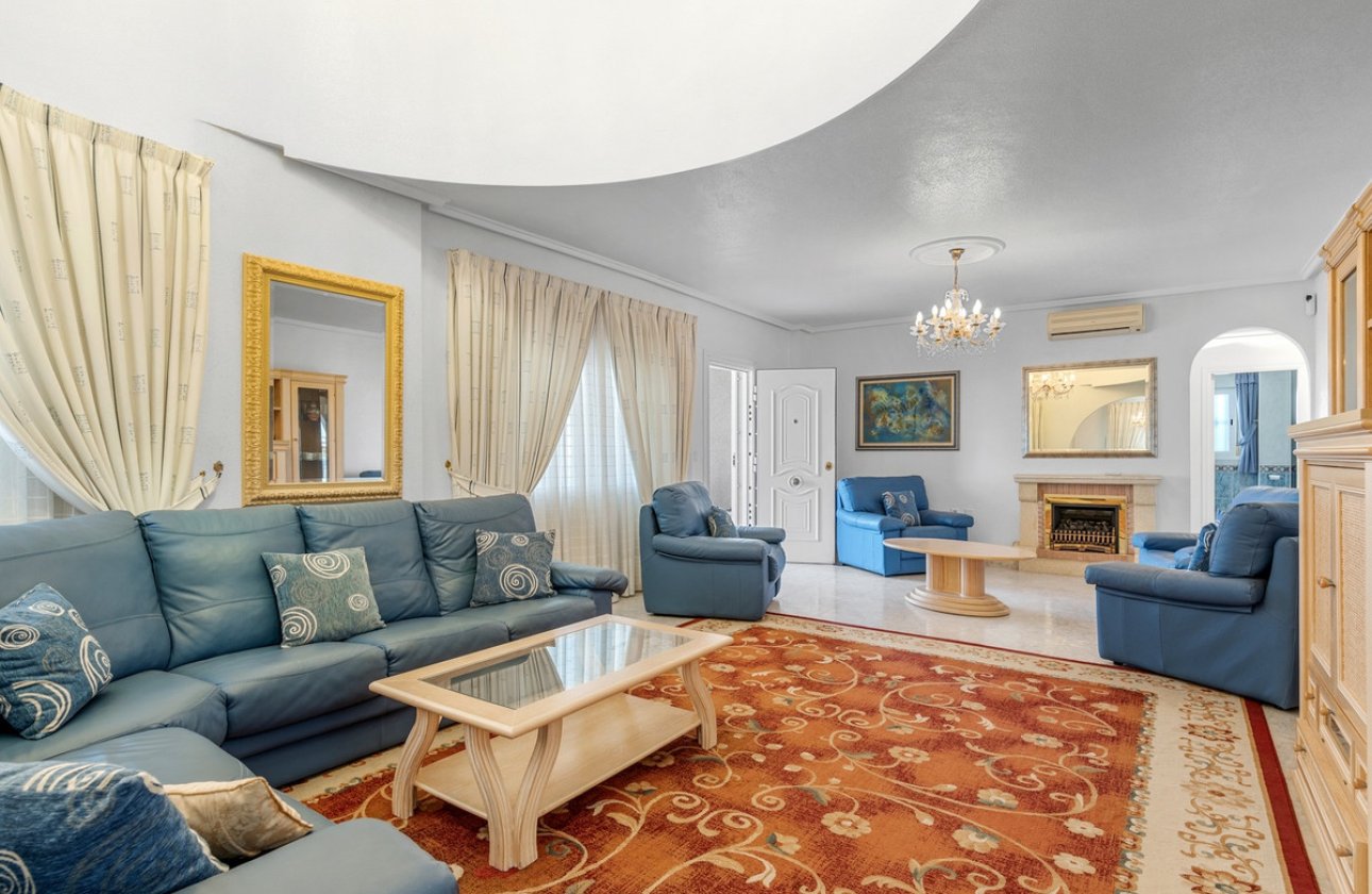 Resale - Villa -
Rojales - Ciudad Quesada