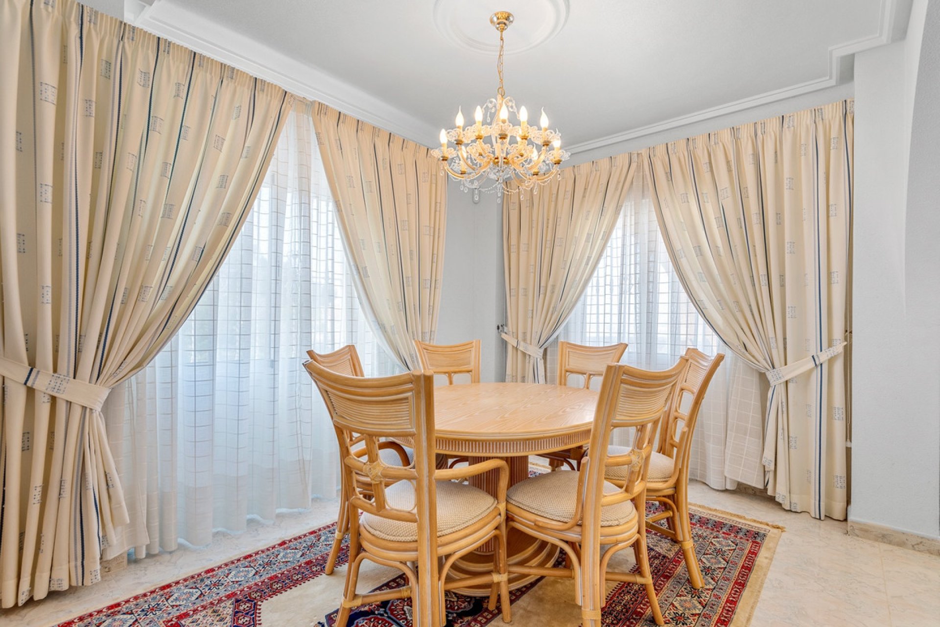 Resale - Villa -
Rojales - Ciudad Quesada