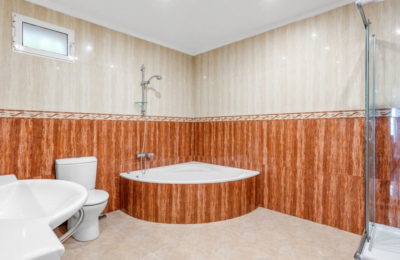 Resale - Villa -
Rojales - Ciudad Quesada