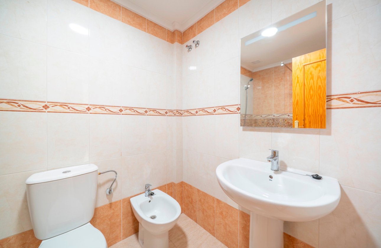 Resale - Villa -
Rojales - Ciudad Quesada