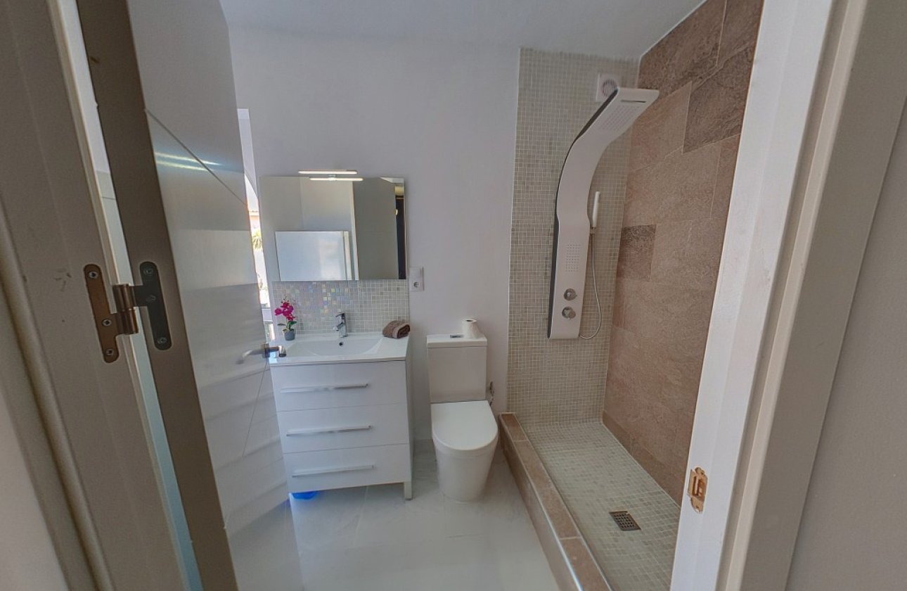 Resale - Villa -
Rojales - Ciudad Quesada