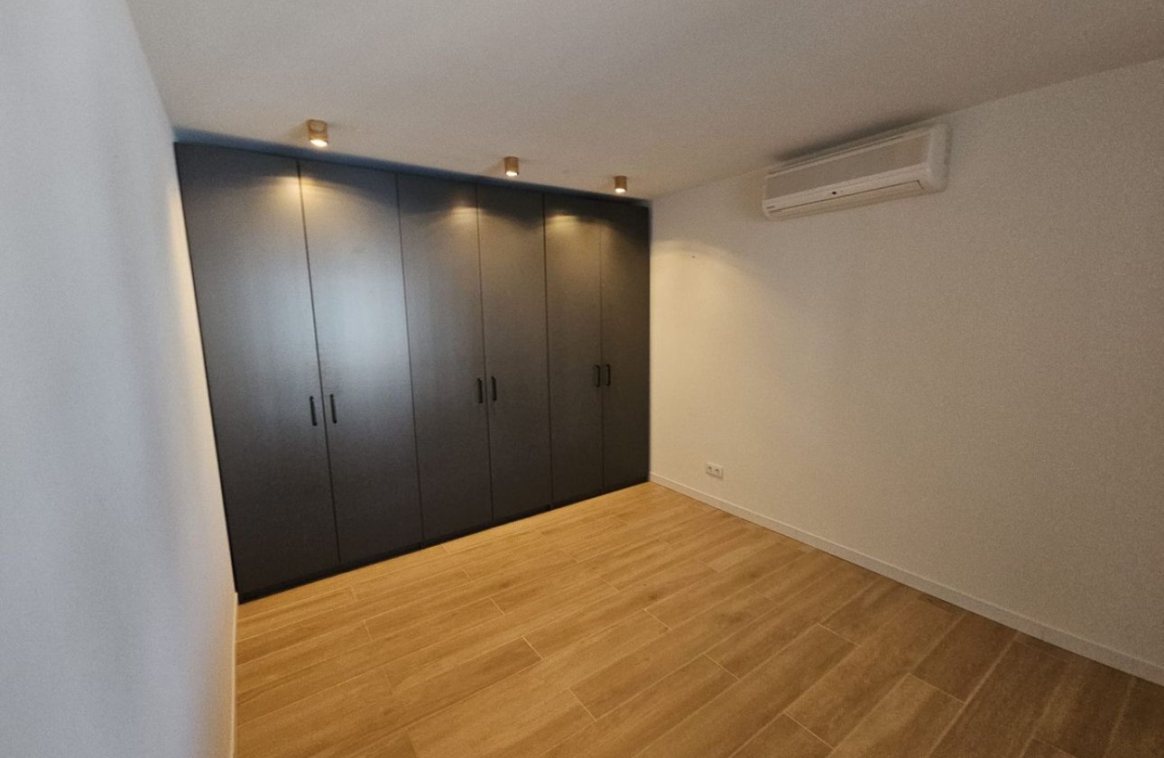 Resale - Villa -
Rojales - Ciudad Quesada