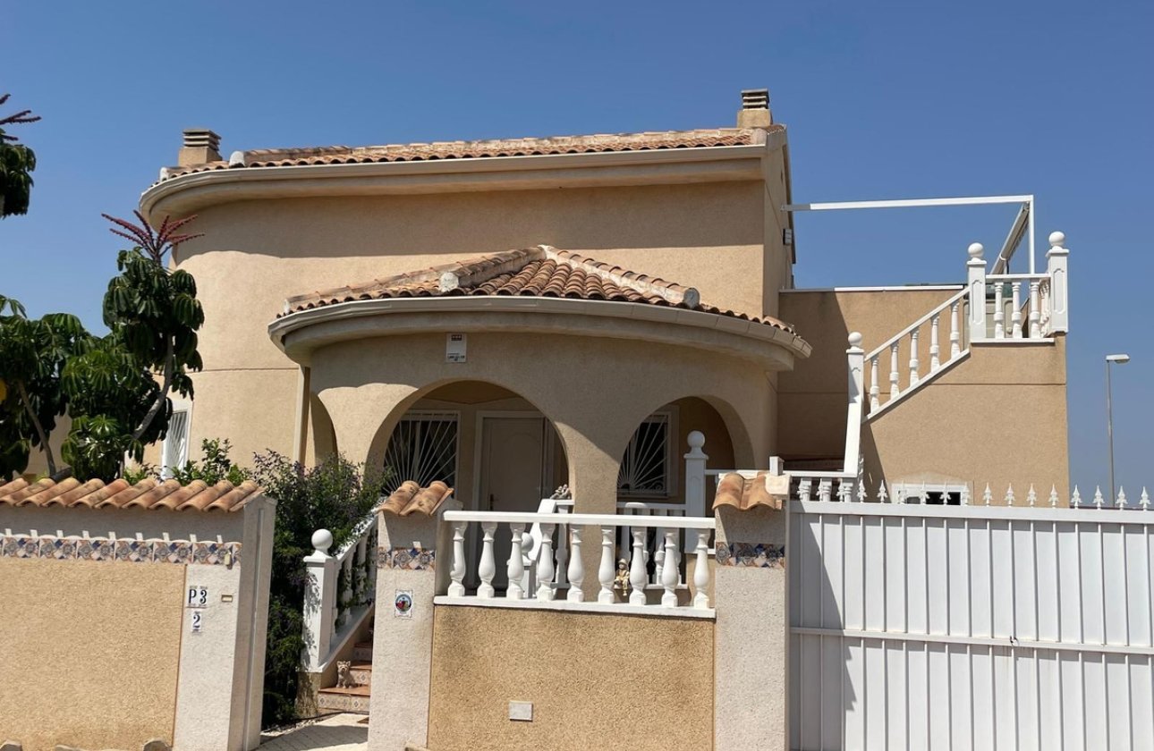 Resale - Villa -
Rojales - Ciudad Quesada