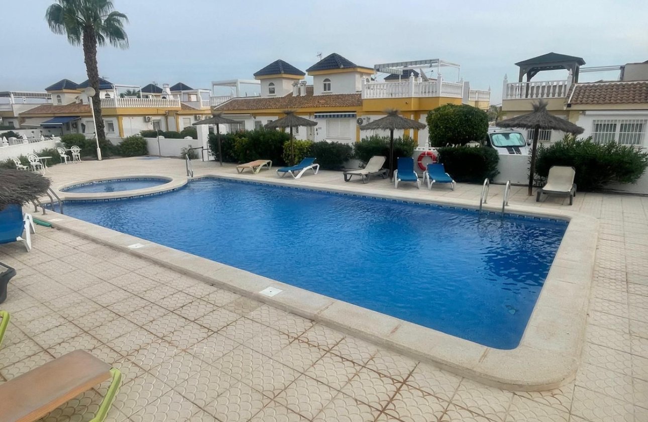 Resale - Villa -
Rojales - Ciudad Quesada