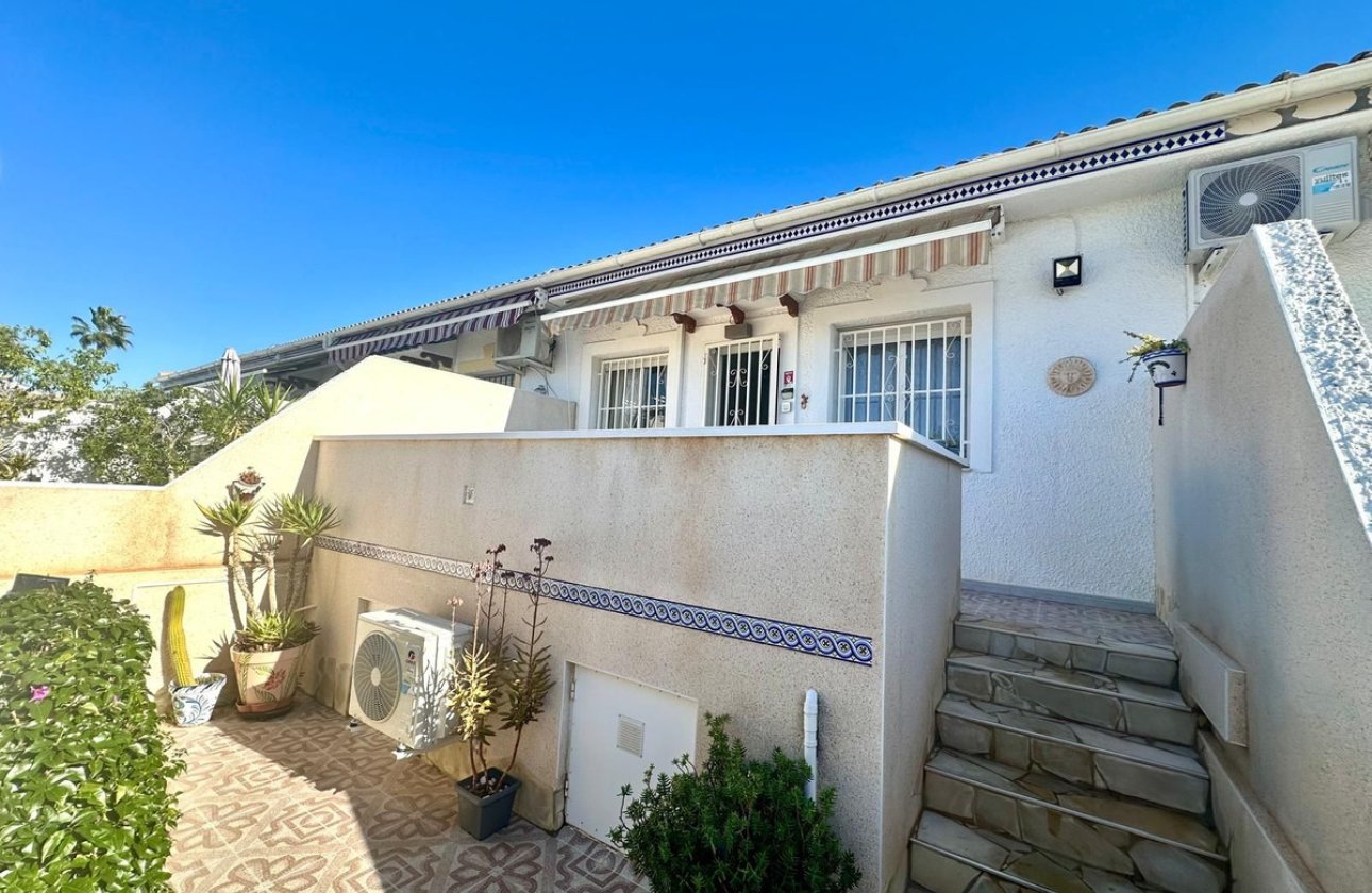 Resale - Villa -
Rojales - Ciudad Quesada