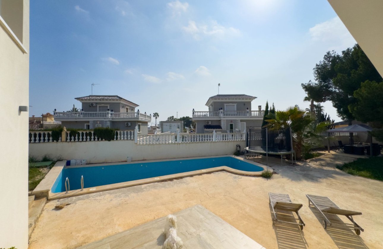 Resale - Villa -
Rojales - Dona Pepa