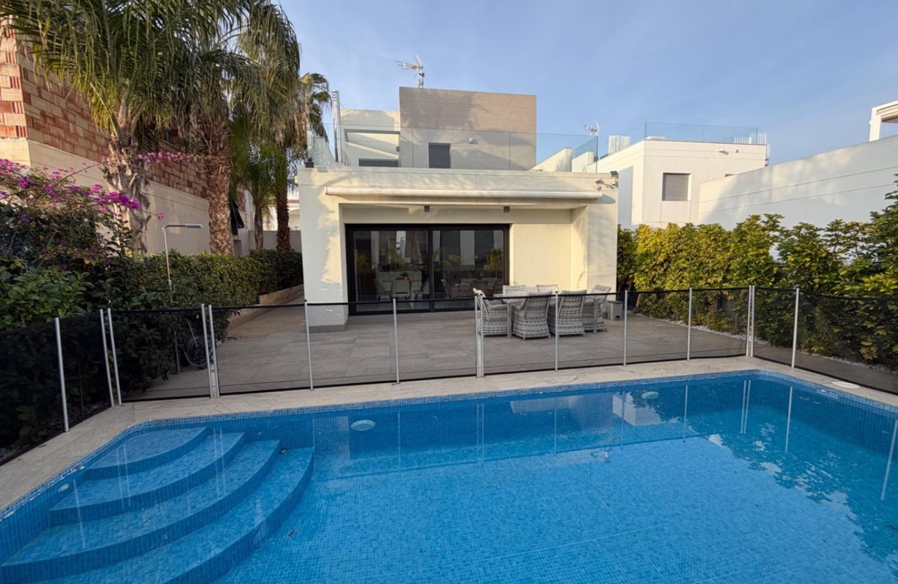 Resale - Villa -
Rojales - Rojales Centro