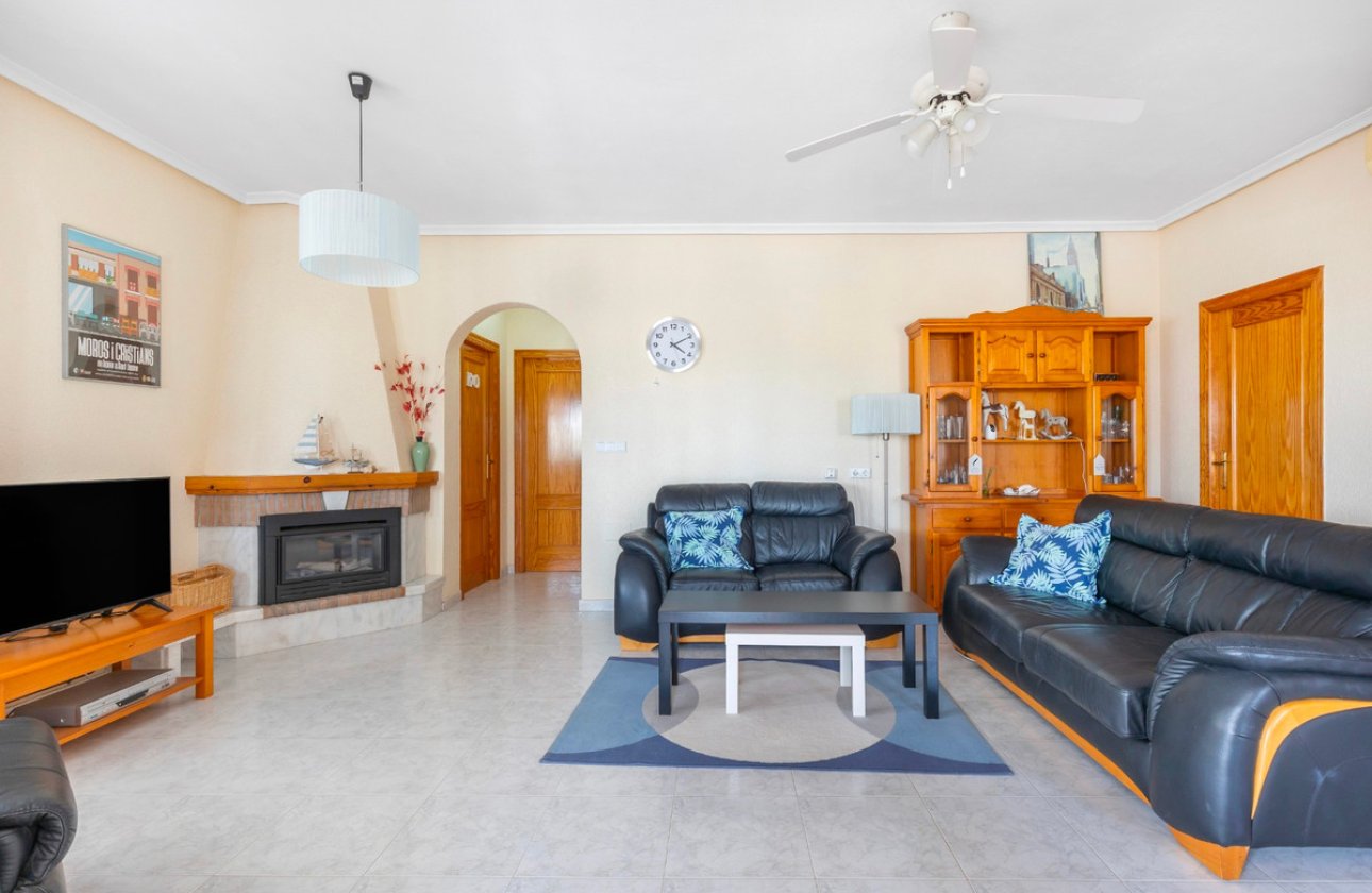 Resale - Villa -
San Fulgencio - La Marina