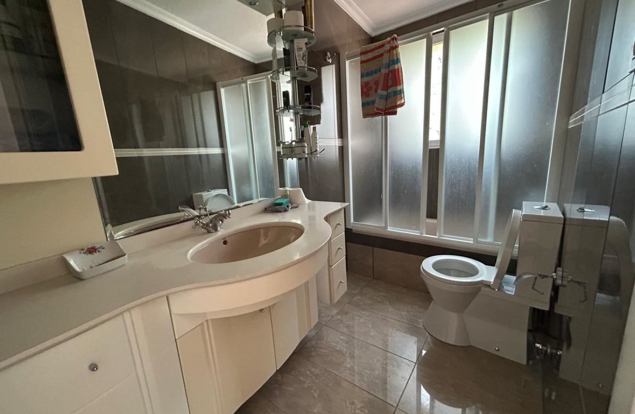 Resale - Villa -
San Fulgencio - La Marina