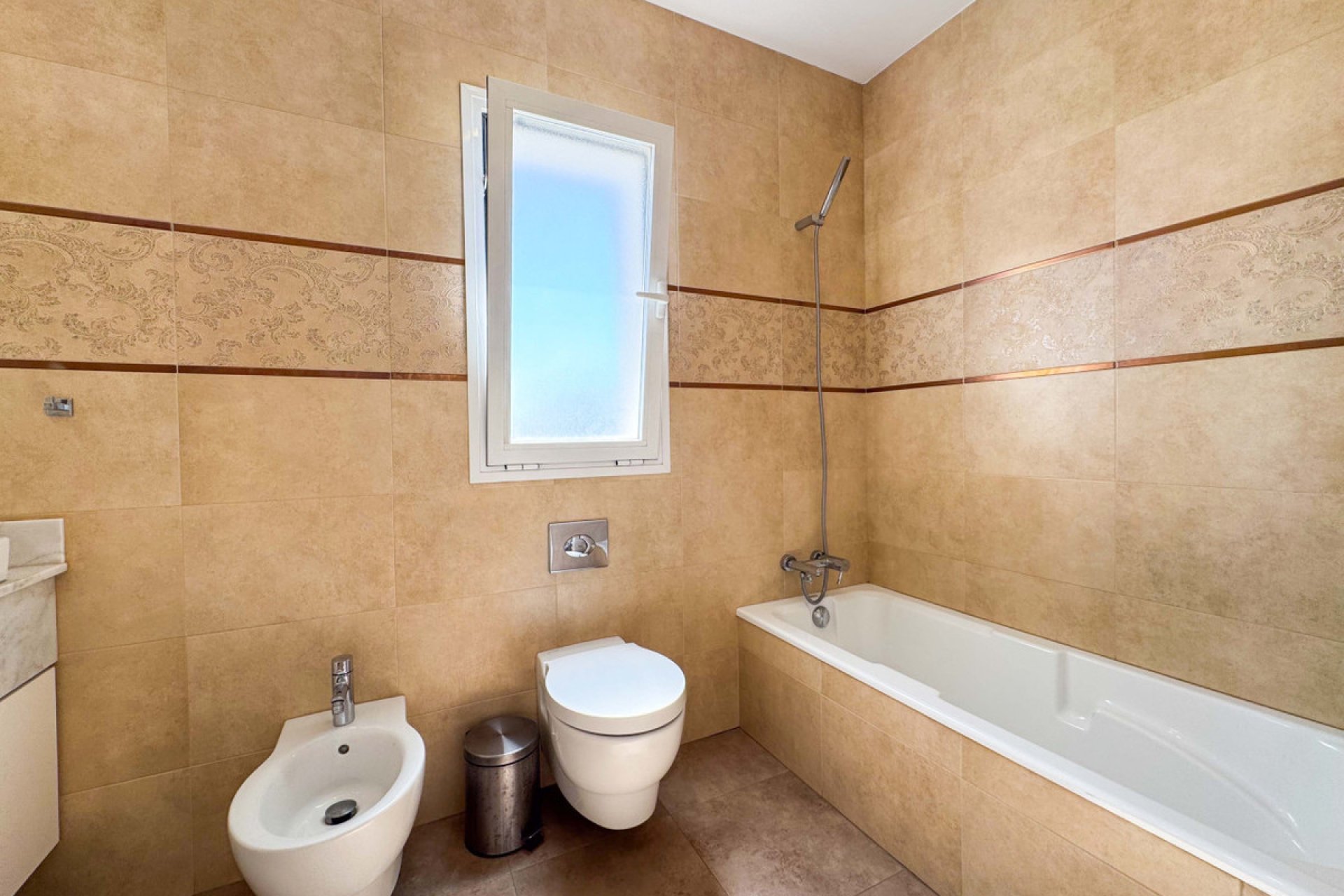 Resale - Villa -
San Fulgencio - San Fulgencio Centro