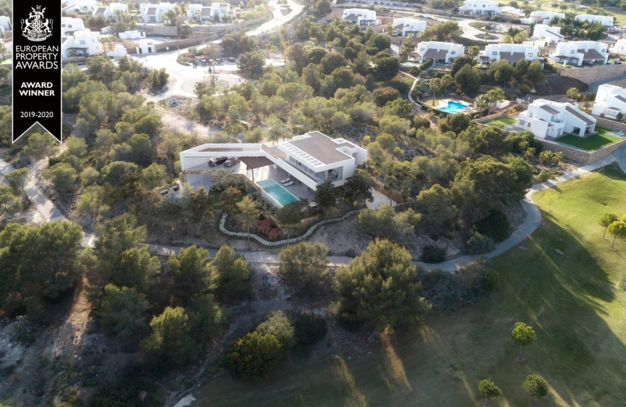 Resale - Villa -
San Miguel de Salinas - Las Colinas