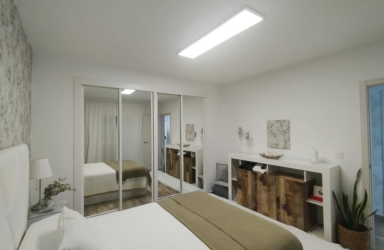 Resale - Villa -
San Miguel de Salinas - Las filipinas