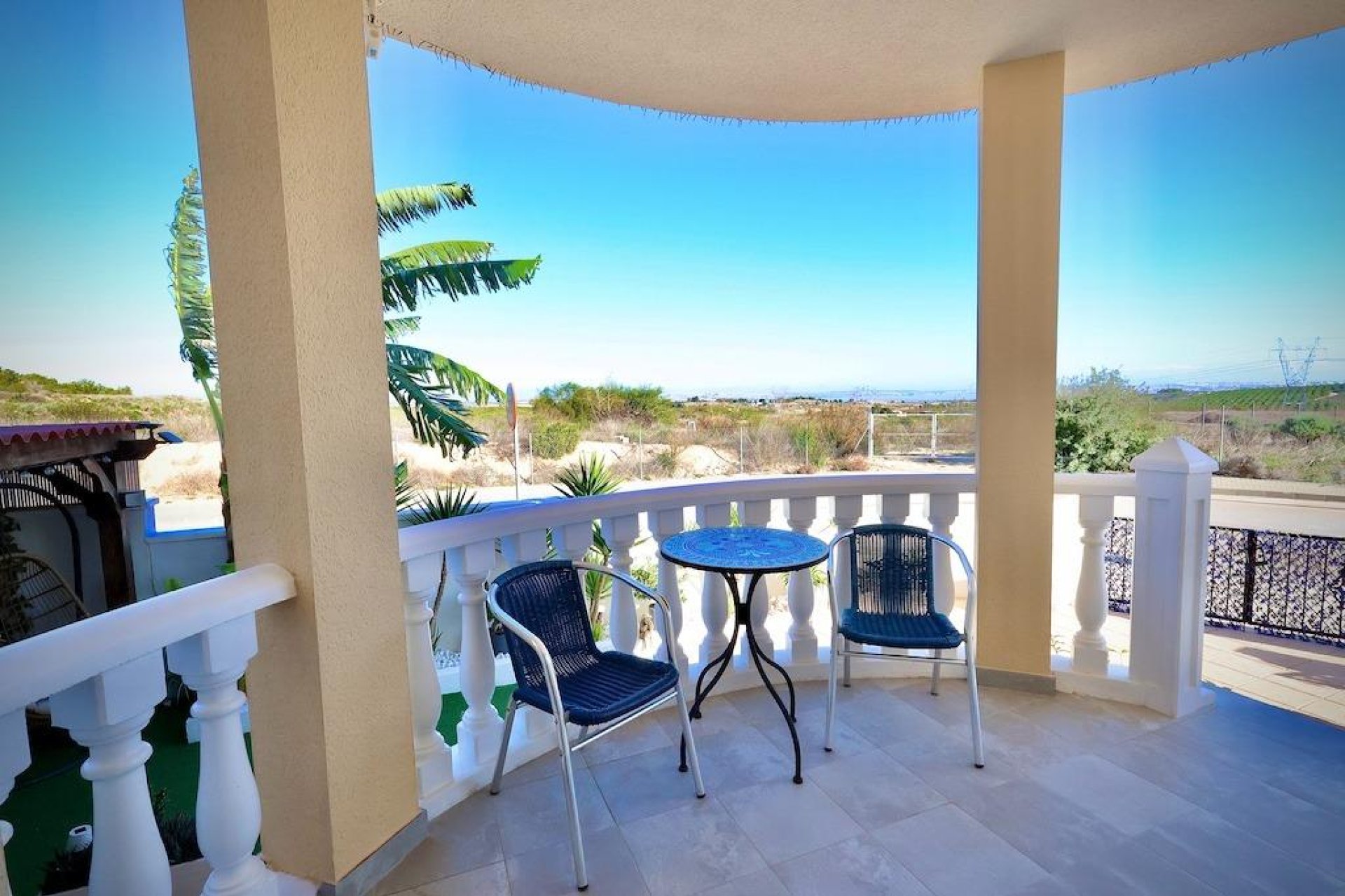 Resale - Villa -
San Miguel de Salinas - Residencial los flamencos