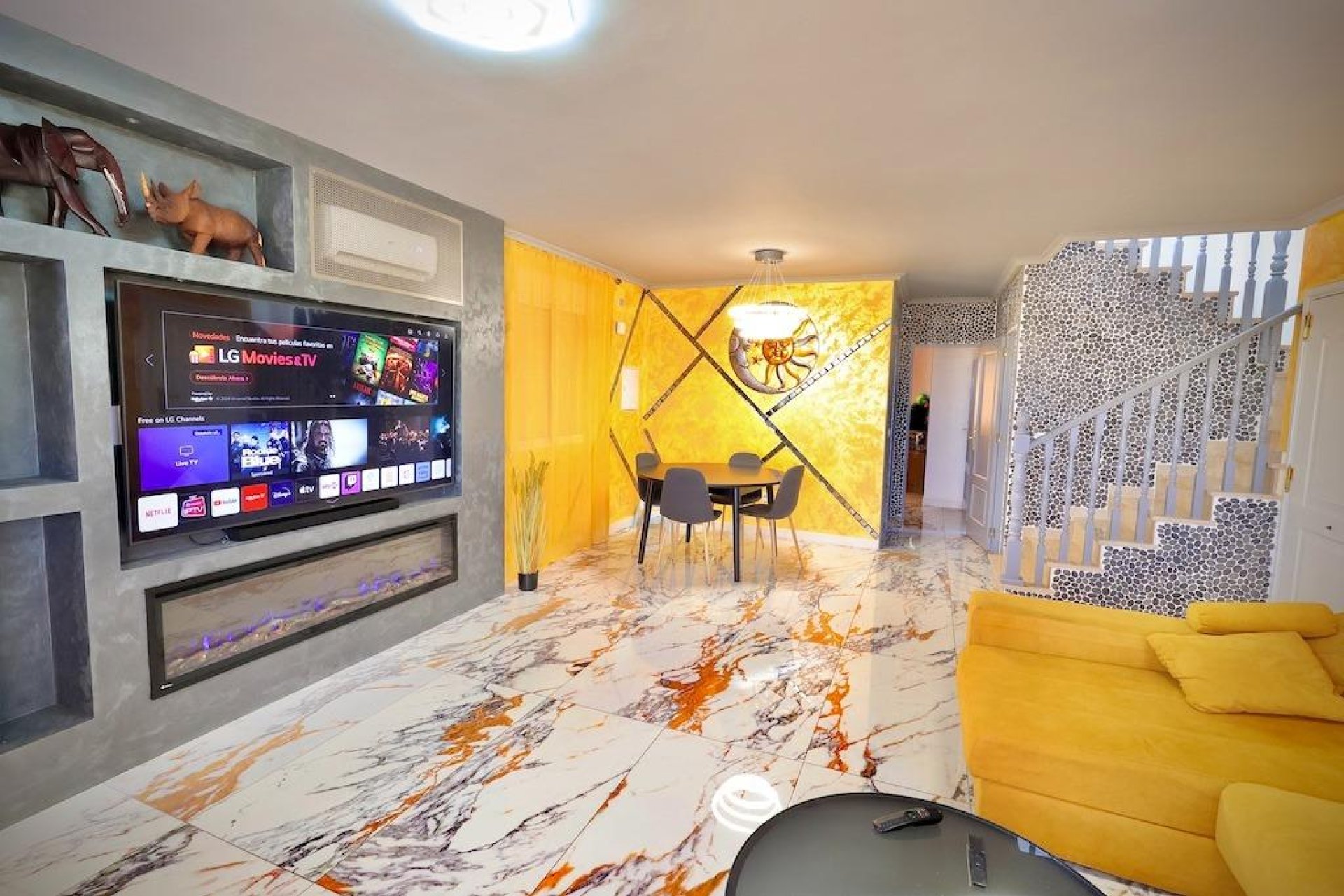 Resale - Villa -
San Miguel de Salinas - Residencial los flamencos